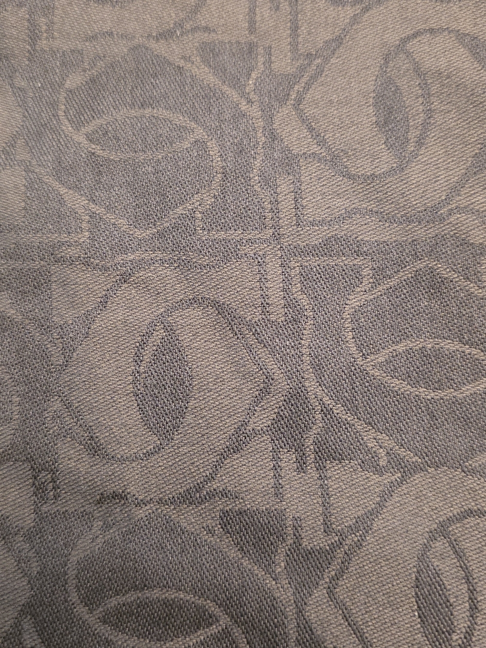 Cartier logo scarf shawl wrap 70x26 charcoal - Picture 5 of 8